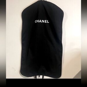 CHANEL Elegant Black Garment Cover